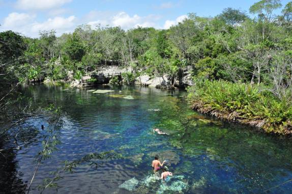 Cenote Jardin del Eden, em Tulum, na costa caribenha do Yucatán, no México